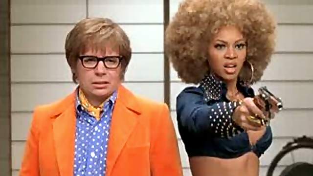 Gorgeous Beyonce Knowles Wearing a Tight Top in a 'Goldmember' Scene