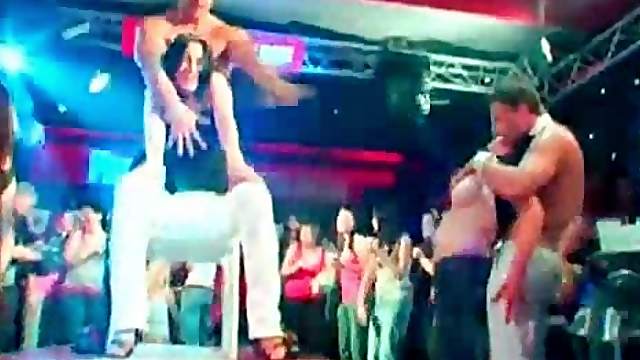 Handsome stripper gets cock sucked at CFNM orgy