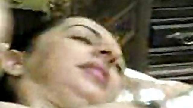 Sinful Arab Gets Her Shaved Pussy Fucked By a Big Cock - Amateur Porn