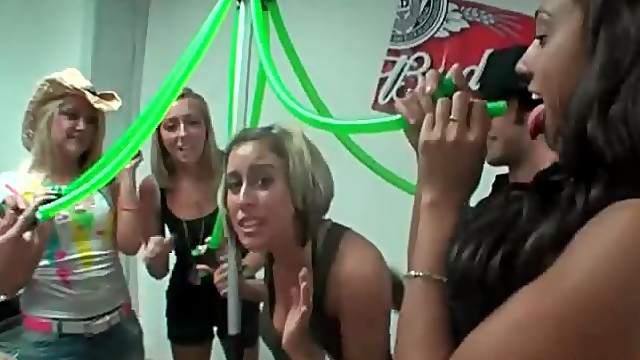 Teens in college drink and play sex games at party
