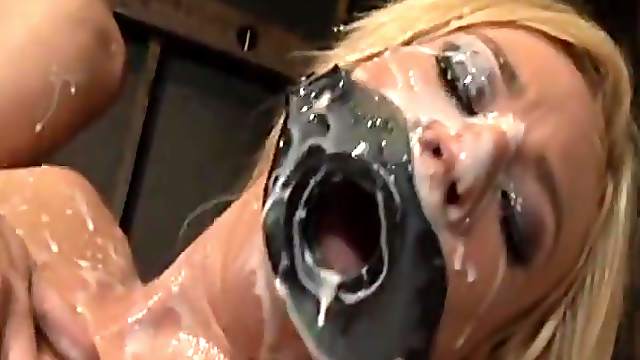 Victoria White in hard fucking with facials