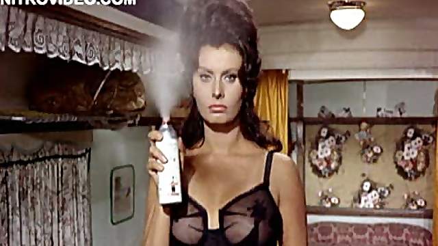 World's Hottest Vintage Celebrity Sophia Loren Wearing Tight Lingerie