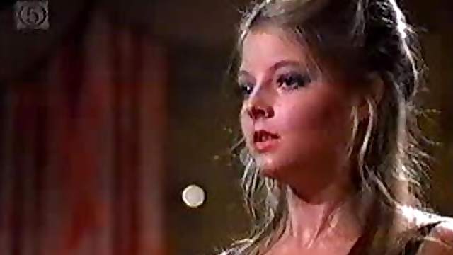 Jodie Foster as a Teen In Sexy Lingerie