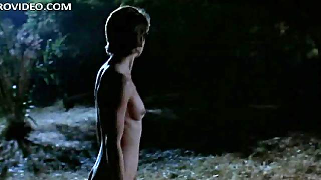 Sensual Nastassja Kinski Roaming Naked In the Dark