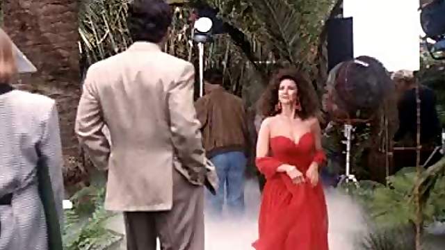 Heart-Stopping Actress Lynda Carter Wearing a Really Hot Red Dress