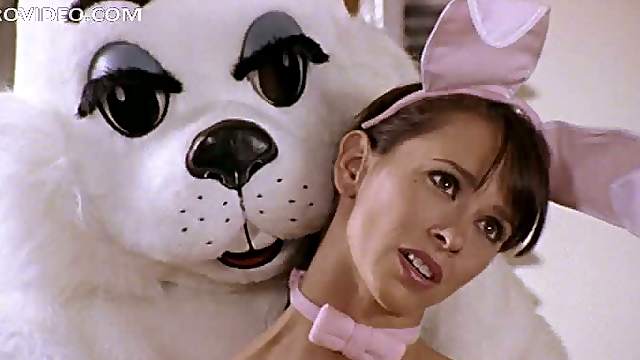 World's Hottest Brunette Jennifer Love Hewitt In Tight Pink Lingerie