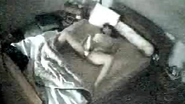 Chubby mom masturbates in the morning. Hidden cam clip