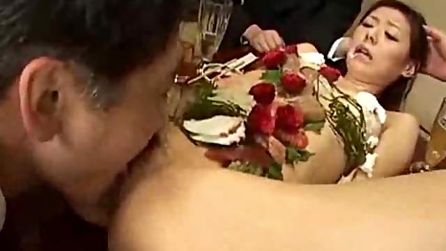 Asian hottie sucks two dicks and gets her vag fucked and creampied