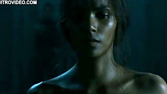 Halle Berry Losing Her Mind in Nuthouse
