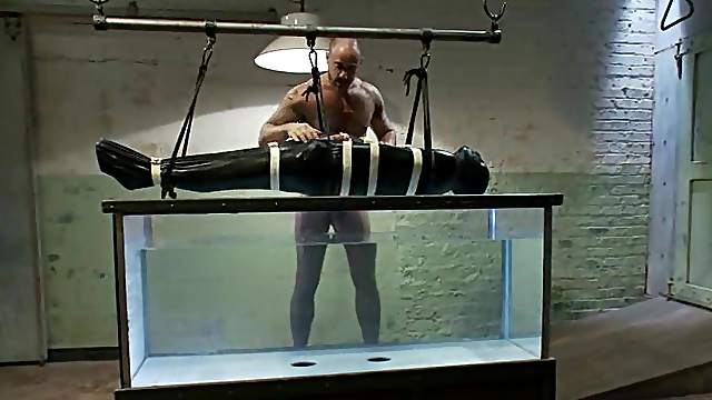Sweet Dante And CJ Madison Play BDSM Games Underwater