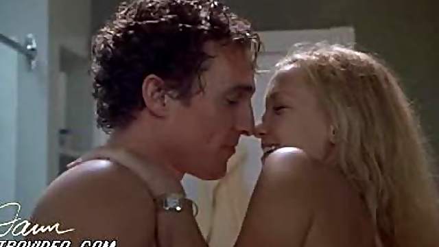 Hot Action With Kate Hudson In The Bathroom