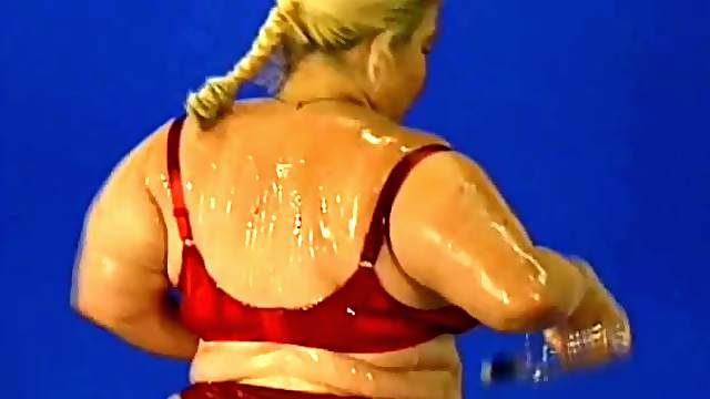 A fat dude and a fat lady are going to enjoy their oiled up sex