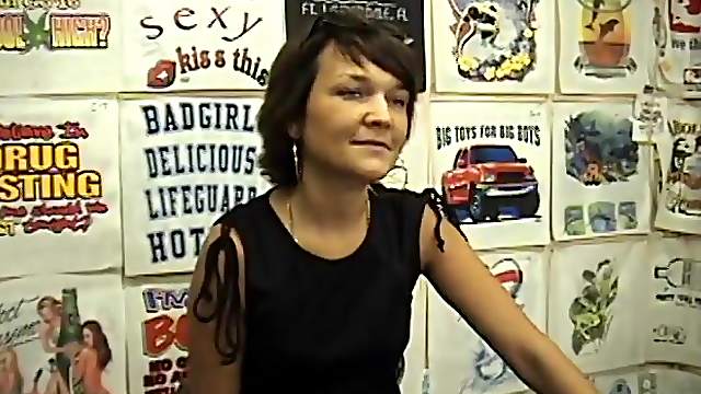Brunette mom Lena enjoys doggy style sex after sucking a wang