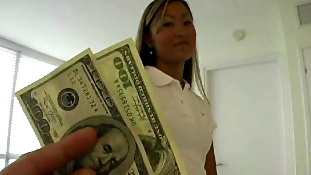 Women Go Increasingly Hardcore When Money is Around