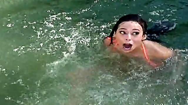 Fabulous Aarielle Goes Extremely Hardcore In A Yacht