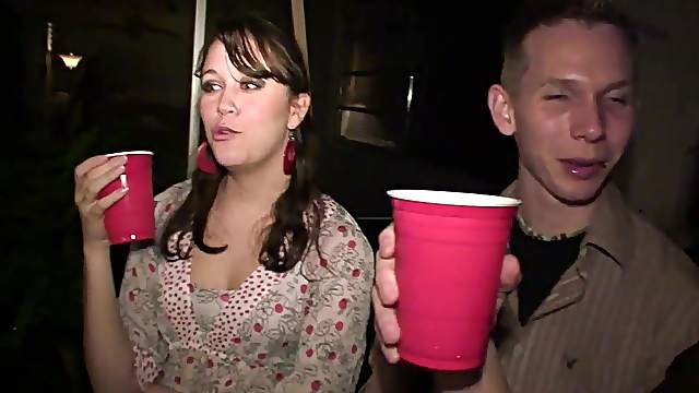 Kinky amateur bitch shows her butt in a club and blows
