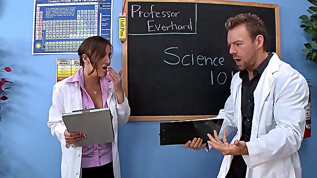Cougar with nice ass moaning as her tight pussy is banged hardcore in the office