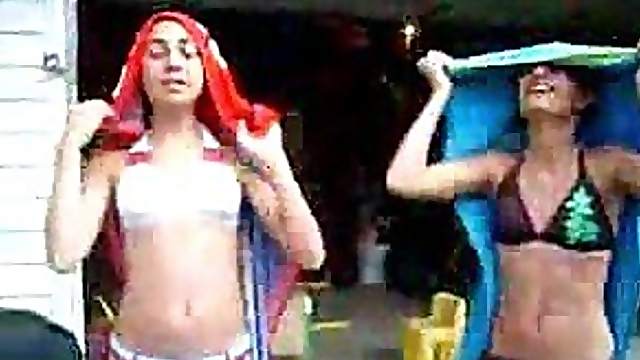 Hot Turkish Teens In Bikini Putting On Their Turbants