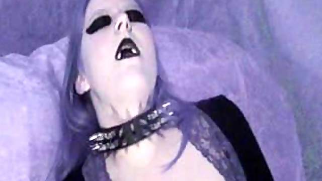 Busty and ugly goth bitch fucks her twat with a dildo in homemade clip