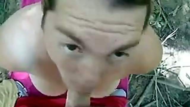 Ugly amateur woman sucks a dick in hardcore outdoor POV