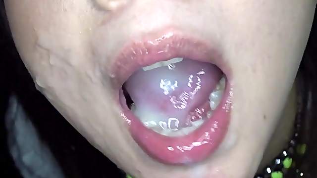 Ayako Kanou blows and gets her mouth filled with cum