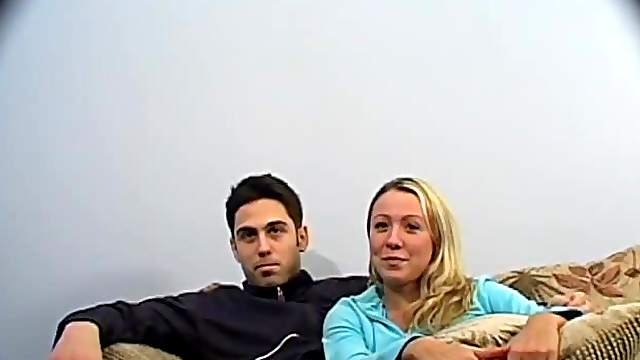 Horny blonde tramp loves an amateur blowjob and a cumshot