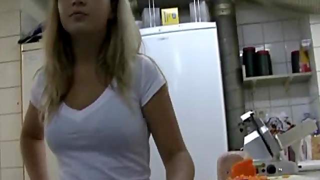 Gorgeous Euro Amateur Giving One Hell of a Blowjob In POV Vid