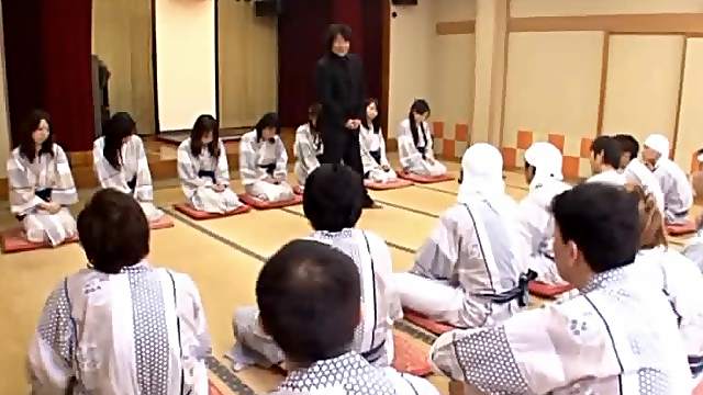 Hottest Hardcore Gangbang and Orgy Going on In Japan