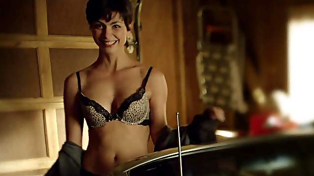 Morena Baccarin - Homeland S1