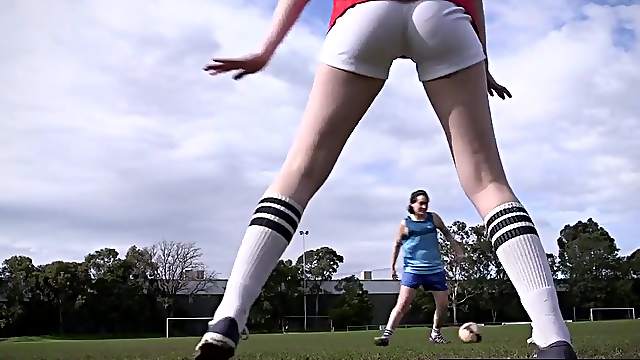 Hairy lesbian soccer player licked after training