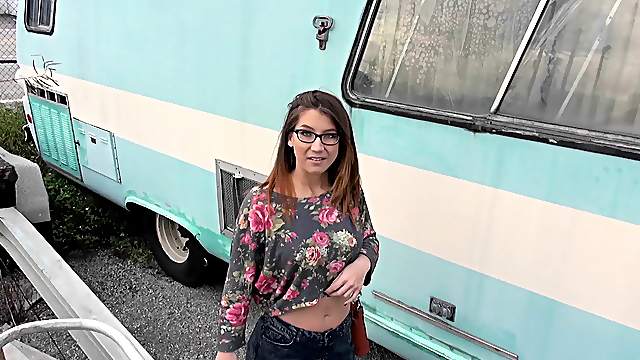 Brunette with a round ass agrees to have her shaved pussy penetrated