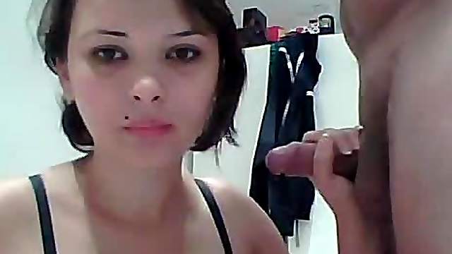 A Horny Couple Starts Banging in an Amateur Sextape