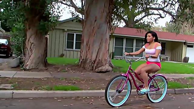 Brunette with hot ass getting the power of black cock hardcore
