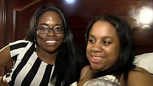 Three ebony freak pussy eaters yella bone cocoa bbc