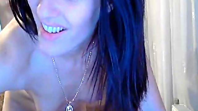 Hot Teen Babe Loves to Fuck and Suck