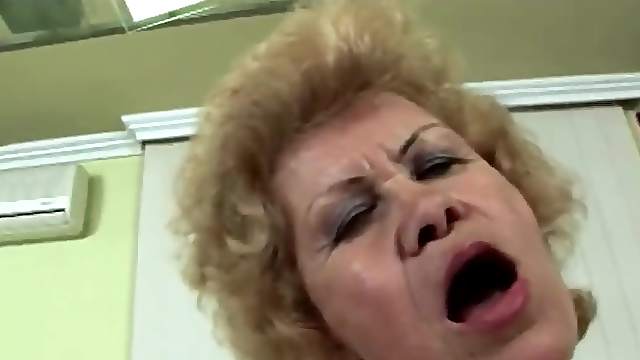 Kinky fat pussy granny sharing secret for staying horny all these years