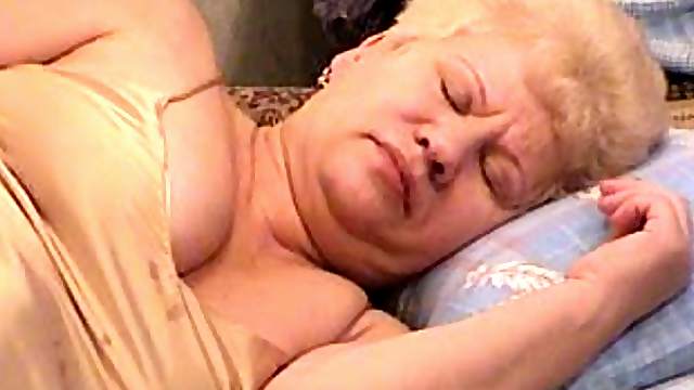 Short hair mature granny smashed hardcore with handsome teen