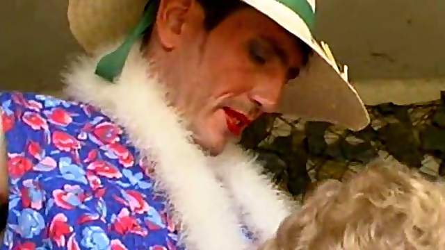 Granny BBW awarding her guy with superb blowjob
