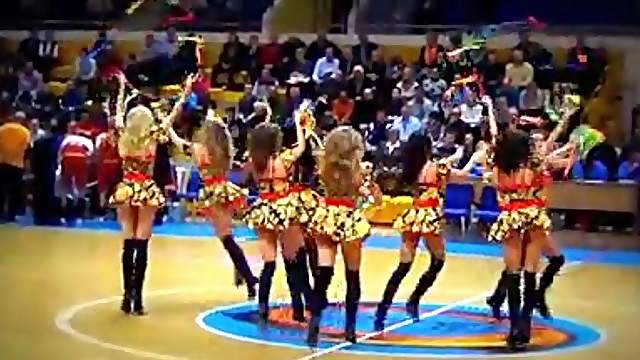 Sexy cheerleaders perfomance