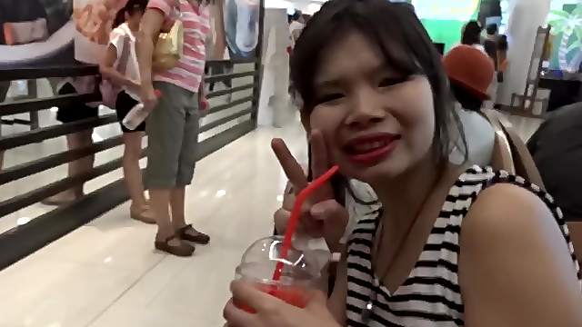 Amateur Asian slut blows man's dick and gets her tight ass fucked hard