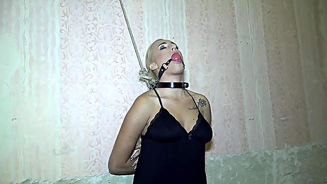 Daisy Lee is a hot blonde yearning a master's erected cock