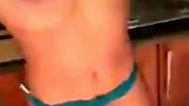 2 Russian girls teasing in panties on Periscope