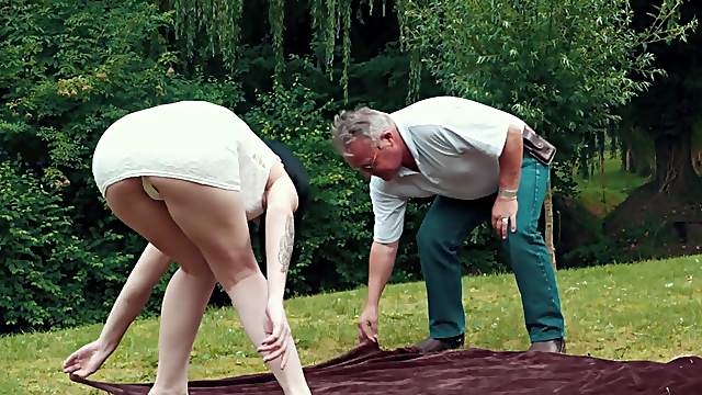 Romantic Picnic turns into sexy fuck for grandpa and her teen girlfriend teenager