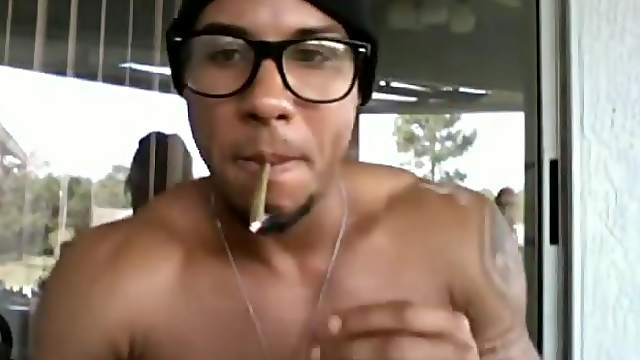 Dominican straight muscular papi jerks off his big cock and cums on his tigh