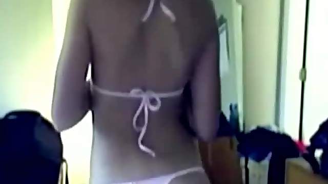 Hot Brunette Teases You With A Sexy Bikini On