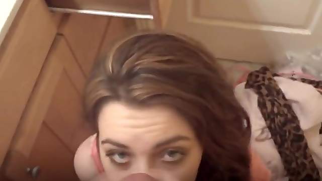 Pretty GIRLFRIEND got FACIAL