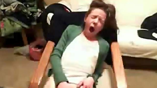 Cute slut is alone in her dorm room so she fingers her tight pussy