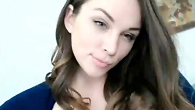 The most beautiful brunette teenager that I've seen