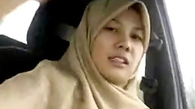 malay- tudung jahil 1