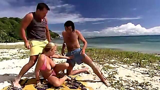 Pink double penetration for hot blonde